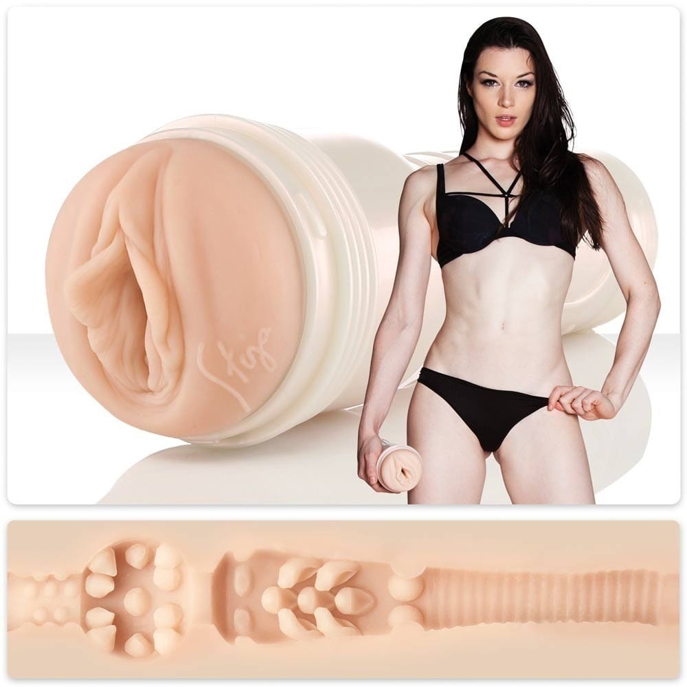FLESHLIGHT GIRLS - STOYA DESTROYA Fleshlight - For Me To Love