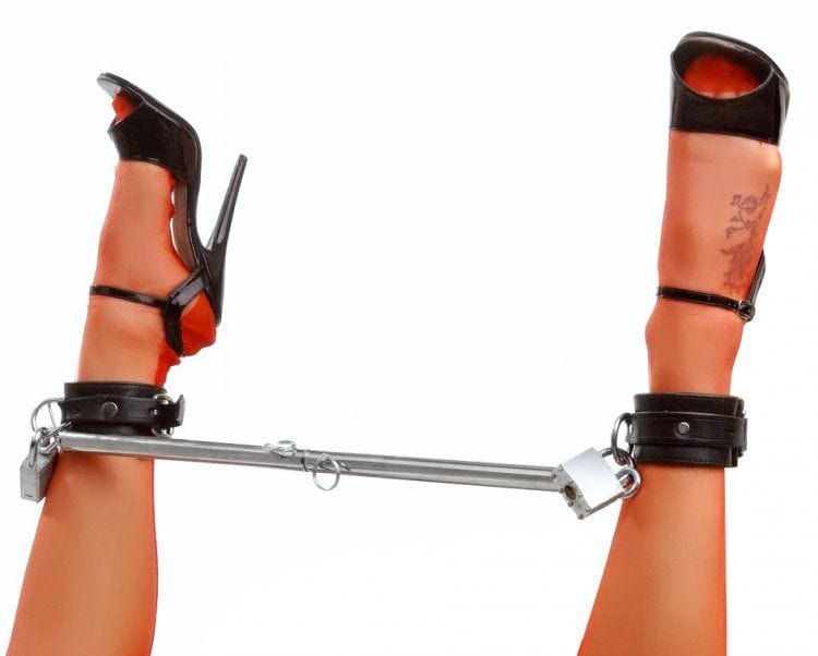 for me to love Black Steel AdjUStable Spreader Bar