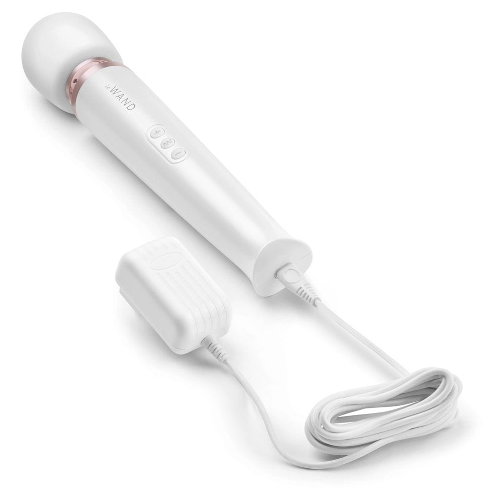 Le Wand- Luxury Rechargeable Massager Wand | White le wand - For Me To Love