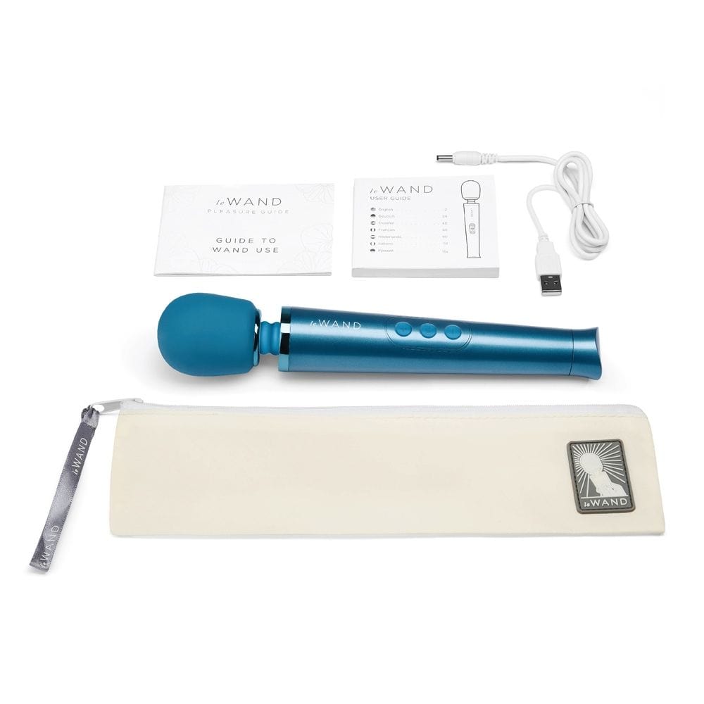 Le Wand - Petite Rechargeable Massager Wand | Blue le wand - For Me To Love