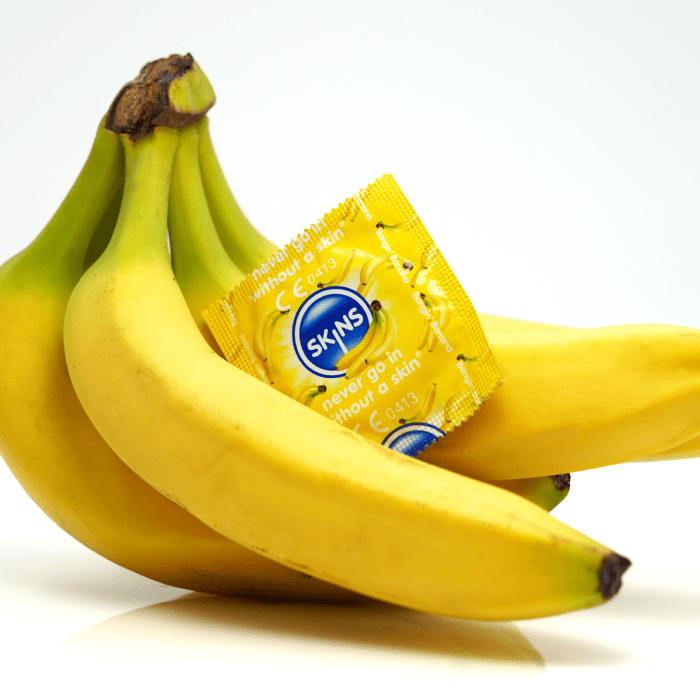 Skins - Banana Flavour Condoms | 4 Pack Skins - For Me To Love